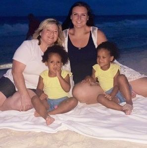 Meet your Posher, Christy